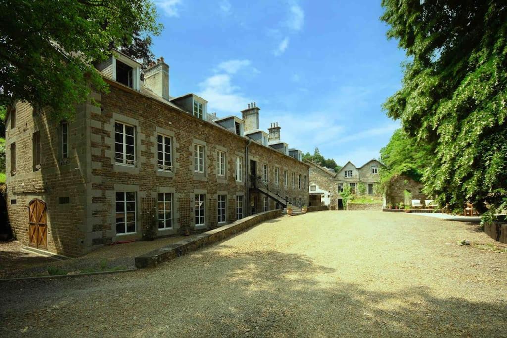 Beautiful, Historic Manoir In Semi-Rural Setting Villa Viré Eksteriør billede