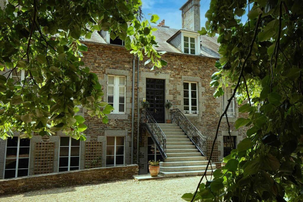 Beautiful, Historic Manoir In Semi-Rural Setting Villa Viré Eksteriør billede